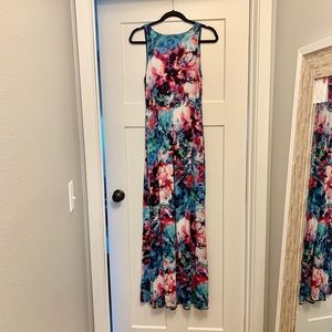 Cynthia Rowley Dresses - Cynthia Rowley colorful maxi dress Cynthia Rowley Dresses - Cynthia Rowley colorful maxi dress